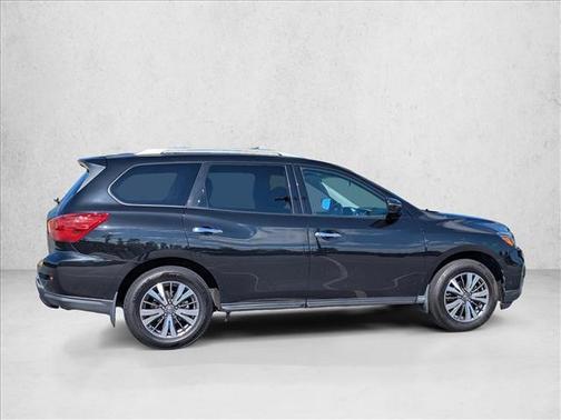 2018 Nissan Pathfinder S