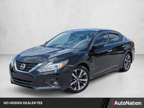 Super Black 2017 Nissan Altima 2.5 SR