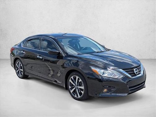 Super Black 2017 Nissan Altima 2.5 SR