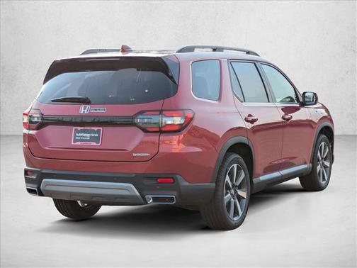 2025 Honda Pilot Touring 8-Passenger