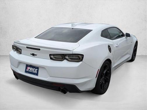 2021 Chevrolet Camaro RWD Coupe LT1
