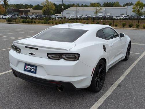 2021 Chevrolet Camaro RWD Coupe LT1