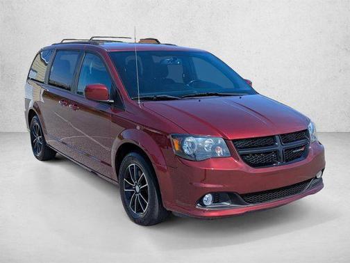 Octane Red Pearlcoat 2018 Dodge Grand Caravan SE