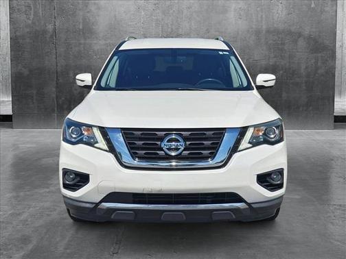 2018 Nissan Pathfinder SL