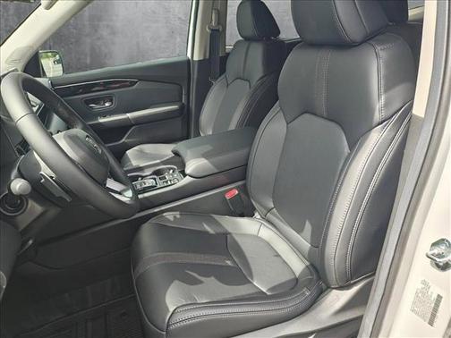 2025 Honda Pilot Touring 8-Passenger