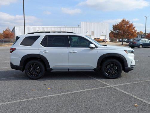 2025 Honda Pilot Touring 8-Passenger