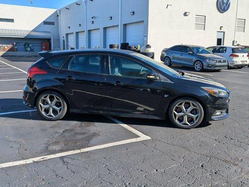 2016 Ford Focus ST 