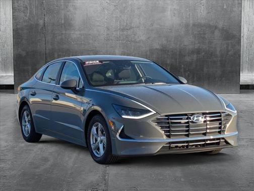 2022 Hyundai SONATA SE