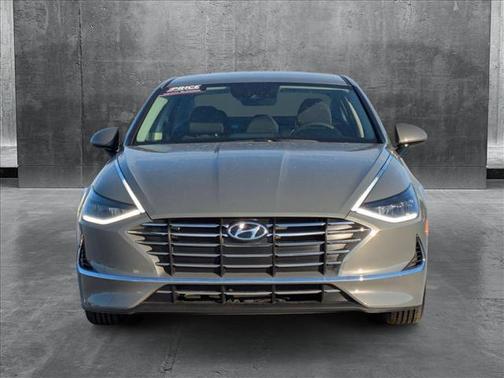 2022 Hyundai SONATA SE