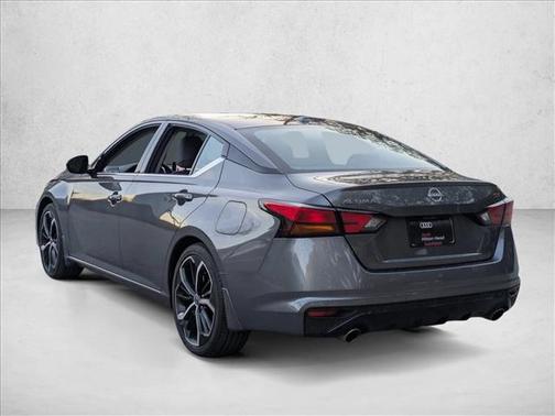 2024 Nissan Altima SR FWD