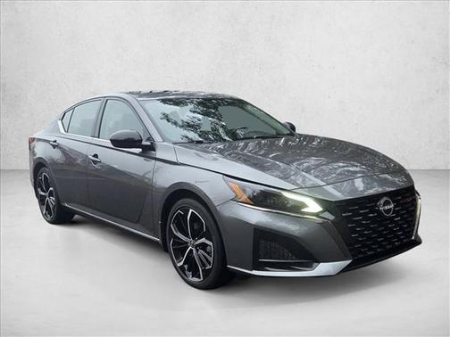 2024 Nissan Altima SR FWD