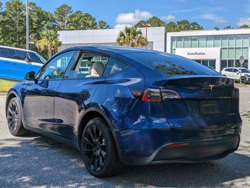 2023 Tesla Model Y Long Range Dual Motor All-Wheel Drive