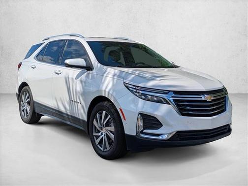 Iridescent Pearl Tricoat 2023 Chevrolet Equinox Premier w/1LZ