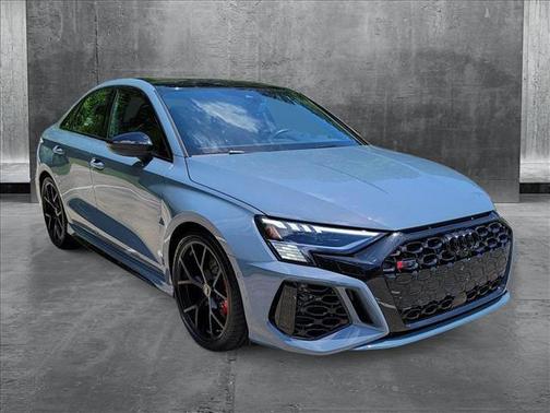 2024 Audi RS 3 TFSI quattro S tronic