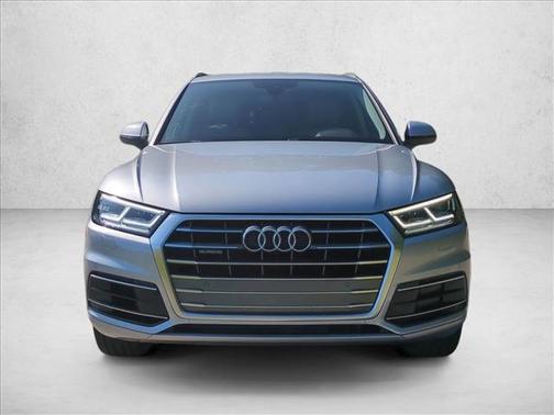 Florett Silver Metallic 2019 Audi Q5 2.0T Premium Plus