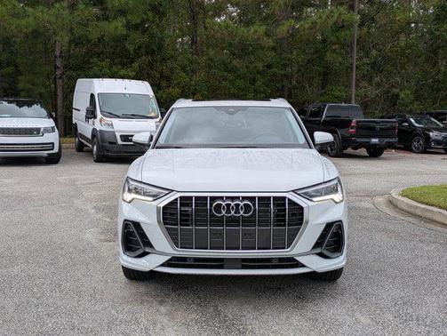 Glacier White Metallic 2025 Audi Q3 45 S line Premium Plus