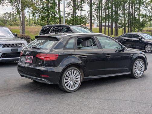 2017 Audi A3 e-tron 1.4T Premium