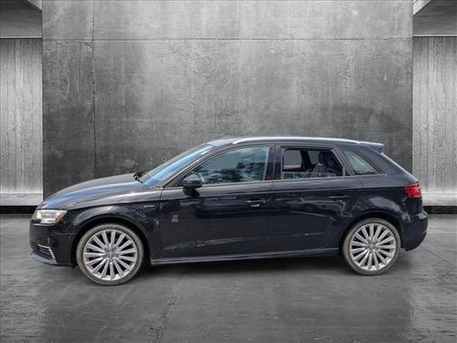 2017 Audi A3 e-tron 1.4T Premium