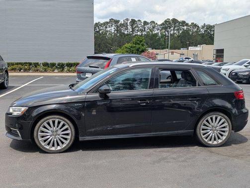 2017 Audi A3 e-tron 1.4T Premium