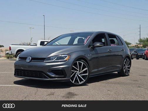 2018 Volkswagen Golf R 2.0T DSG