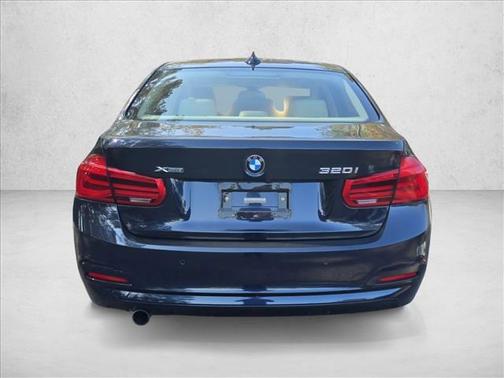 2016 BMW 320 i