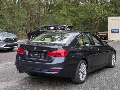 2016 BMW 320 i