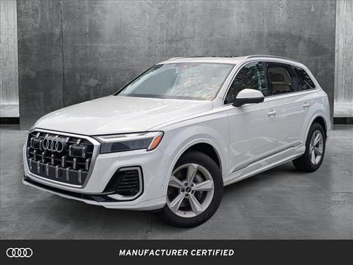 2025 Audi Q7 45 Premium
