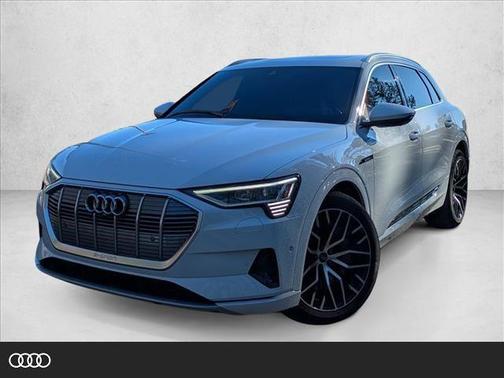 2023 Audi Q8 55 Prestige