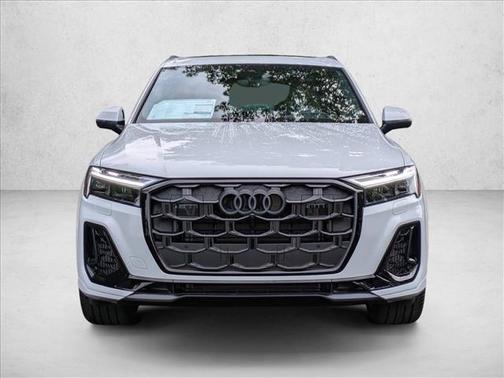 Glacier White Metallic 2026 Audi Q7 55 Prestige