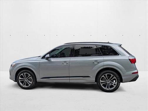 2025 Audi Q7 45 Premium