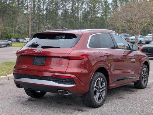 2025 Audi Q5 Premium Plus TFSI quattro S tronic