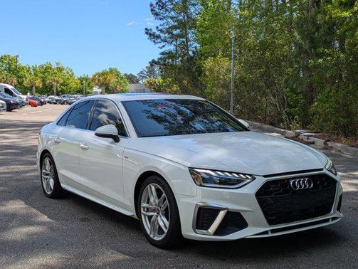2023 Audi A4 45 S line Premium Plus