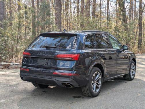 2026 Audi Q7 55 Premium