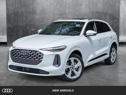 2025 Audi Q5 Premium Plus