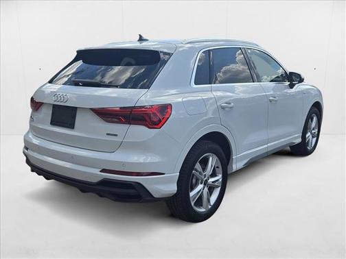 2024 Audi Q3 45 S line Premium Plus