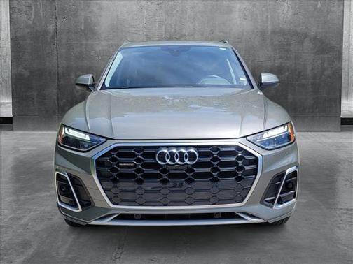 2024 Audi Q5 45 S line Premium Plus