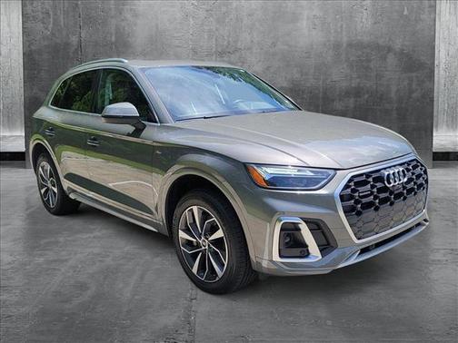 2024 Audi Q5 45 S line Premium Plus