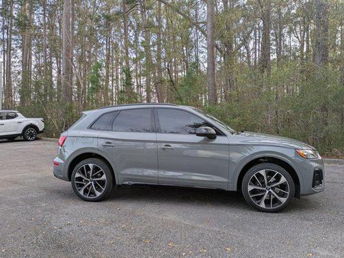 2022 Audi SQ5 3.0T Premium Plus