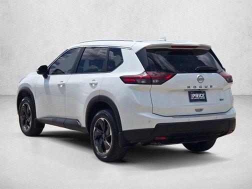Everest White Pearl 2024 Nissan Rogue SV