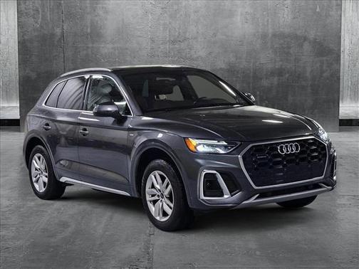 2022 Audi Q5 45 S line Premium