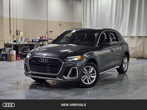 2022 Audi Q5 45 S line Premium
