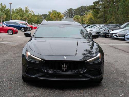 2023 Maserati Ghibli Trofeo