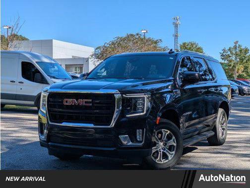 2023 GMC Yukon SLE