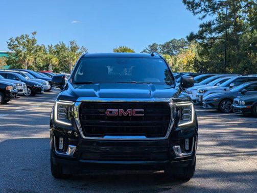 2023 GMC Yukon SLE