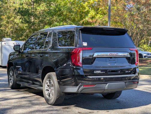 2023 GMC Yukon SLE