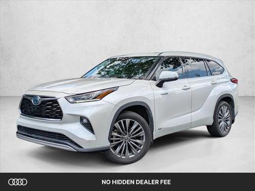 Blizzard Pearl 2021 Toyota Highlander Hybrid Platinum