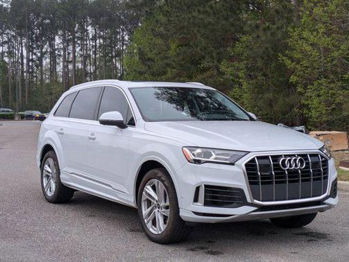 2023 Audi Q7 55 Premium Plus