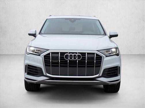 Glacier White Metallic 2023 Audi Q7 55 Premium Plus