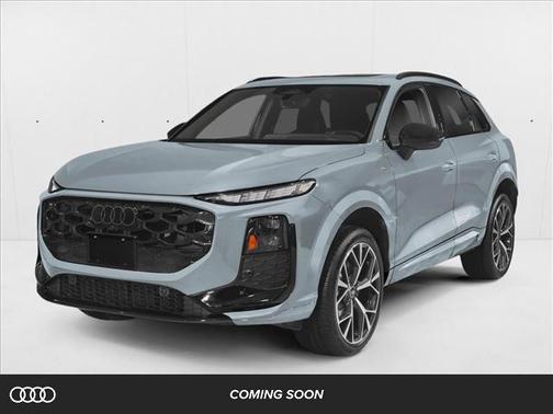 Arrow Gray Pearl Effect 2026 Audi Q3 TFSI quattro S tronic