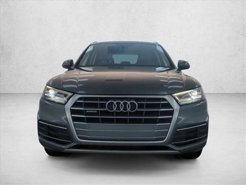 Manhattan Gray Metallic 2018 Audi Q5 2.0T Premium Plus